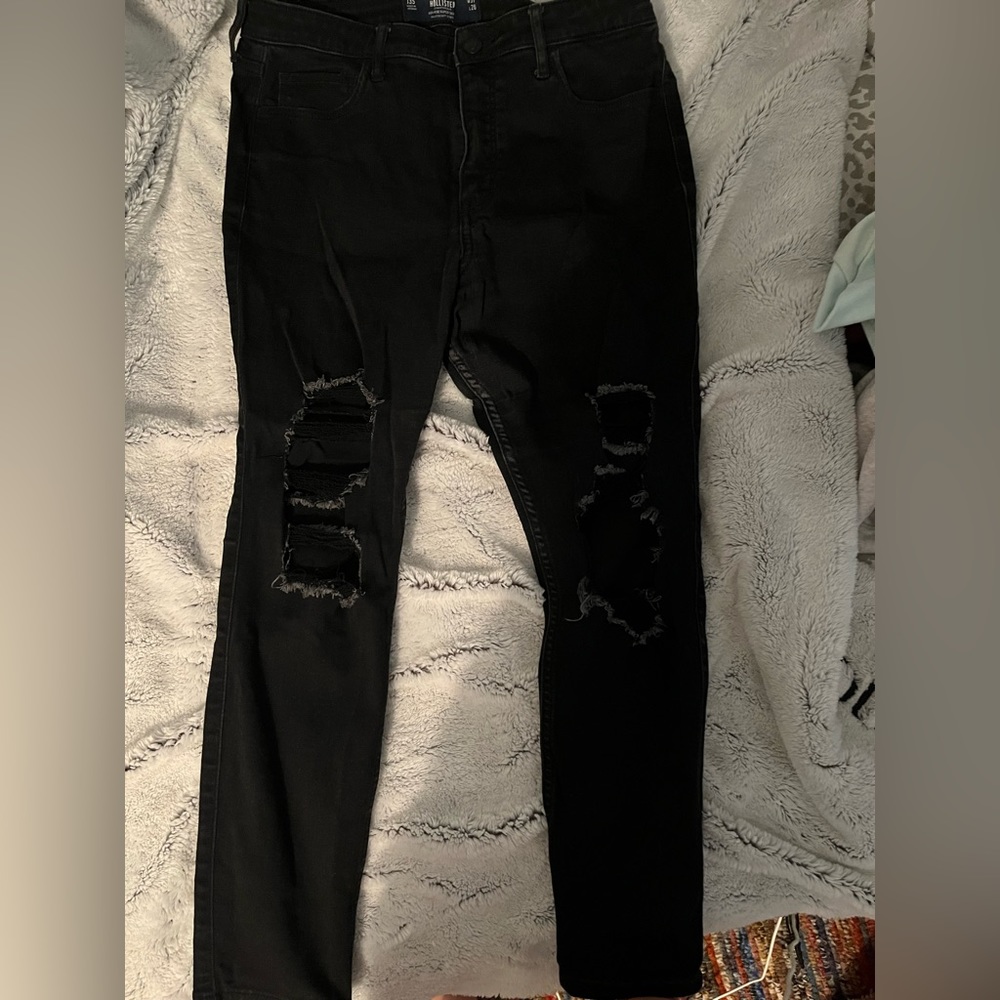 Hollister jeans size 13 short